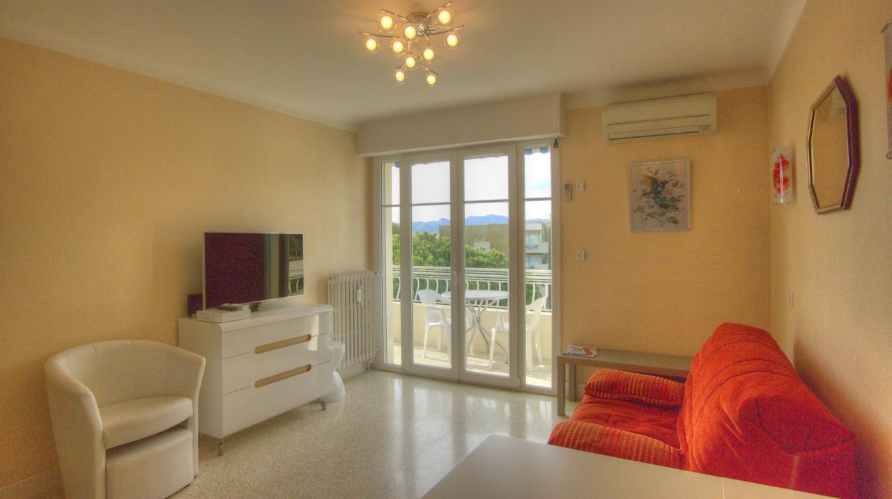 Studio 3 étoiles Vue mer 150m Plages Parking Clim WIFI Cannes Exterior foto